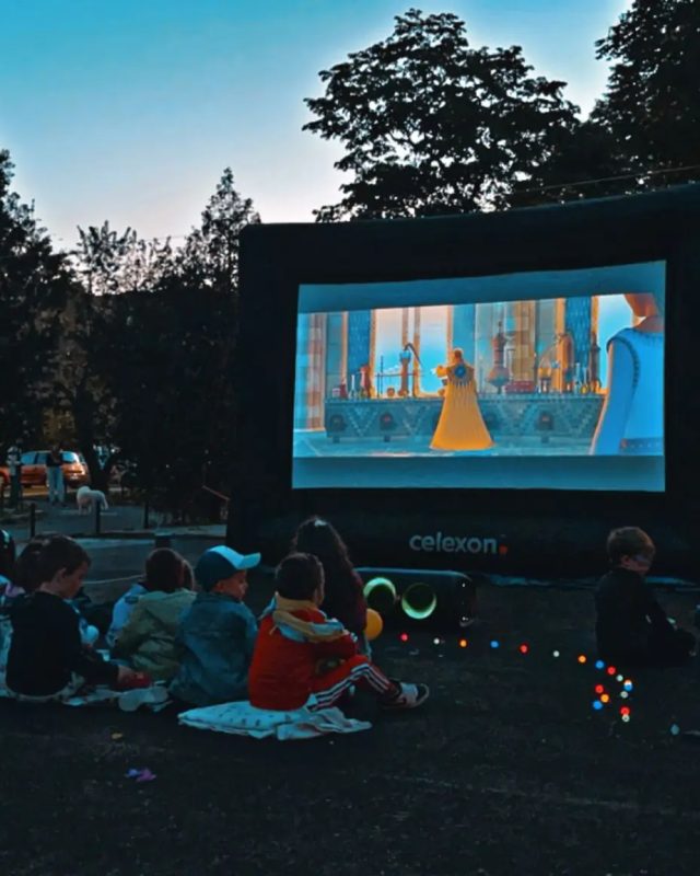 bioskop na otvorenom